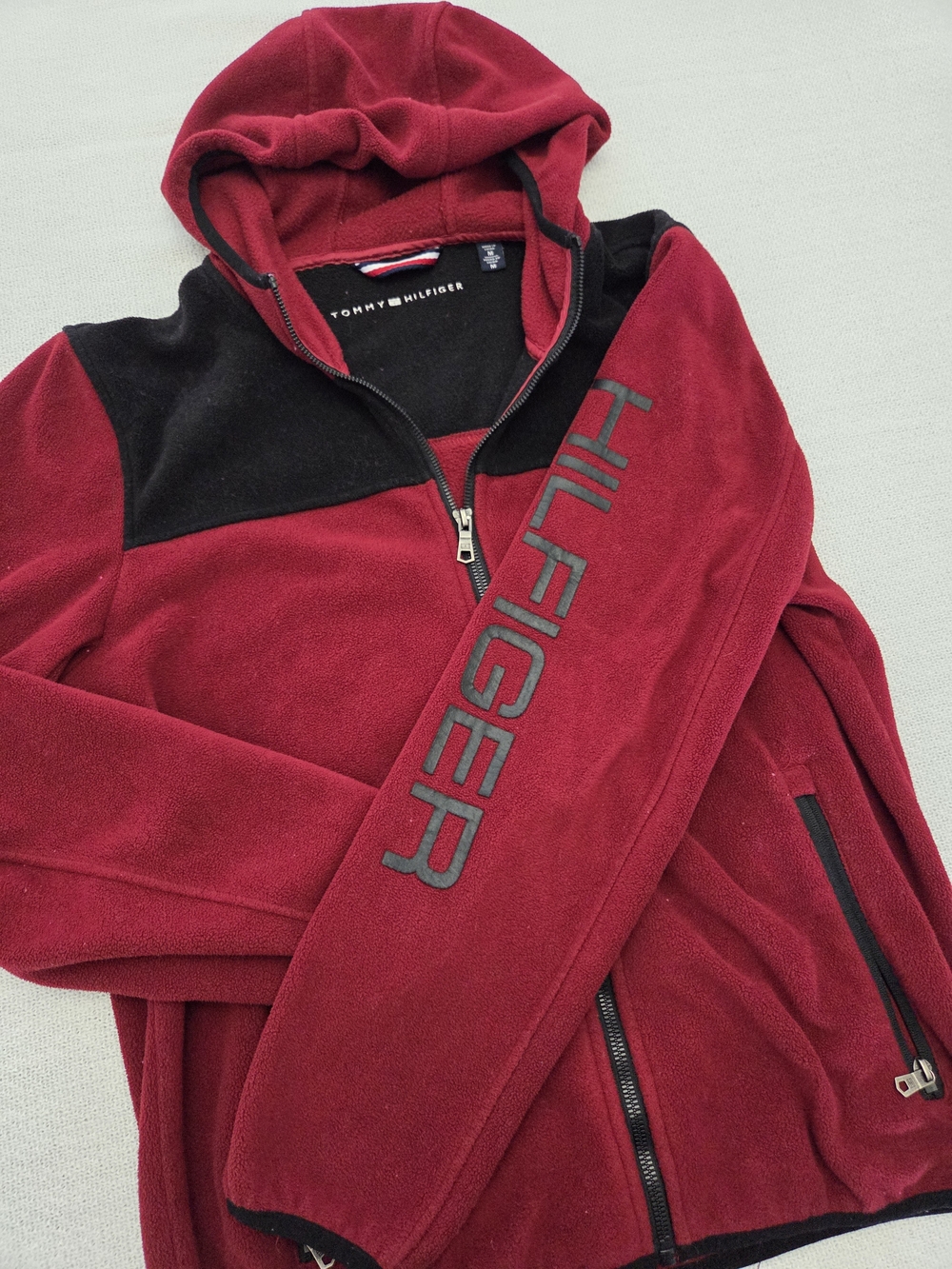 Tommy Hilfiger Maroon and Black Hooded Fleece Jacket - Picture 3 of 5